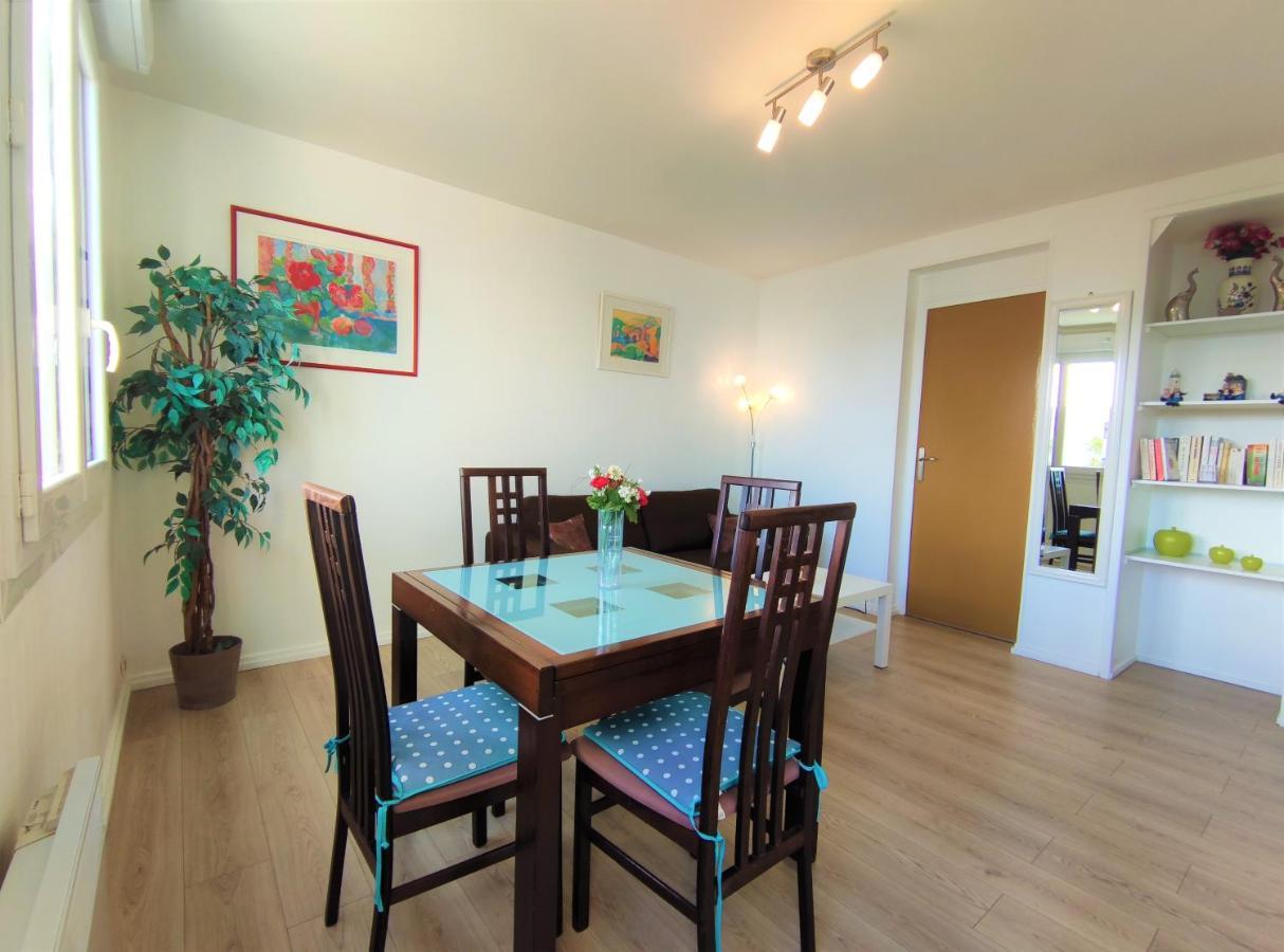 6 Appartements Et 4 Adresses A Mi-Chemin Entre Le Vieux Port Et L Ile De Re 拉罗歇尔 外观 照片