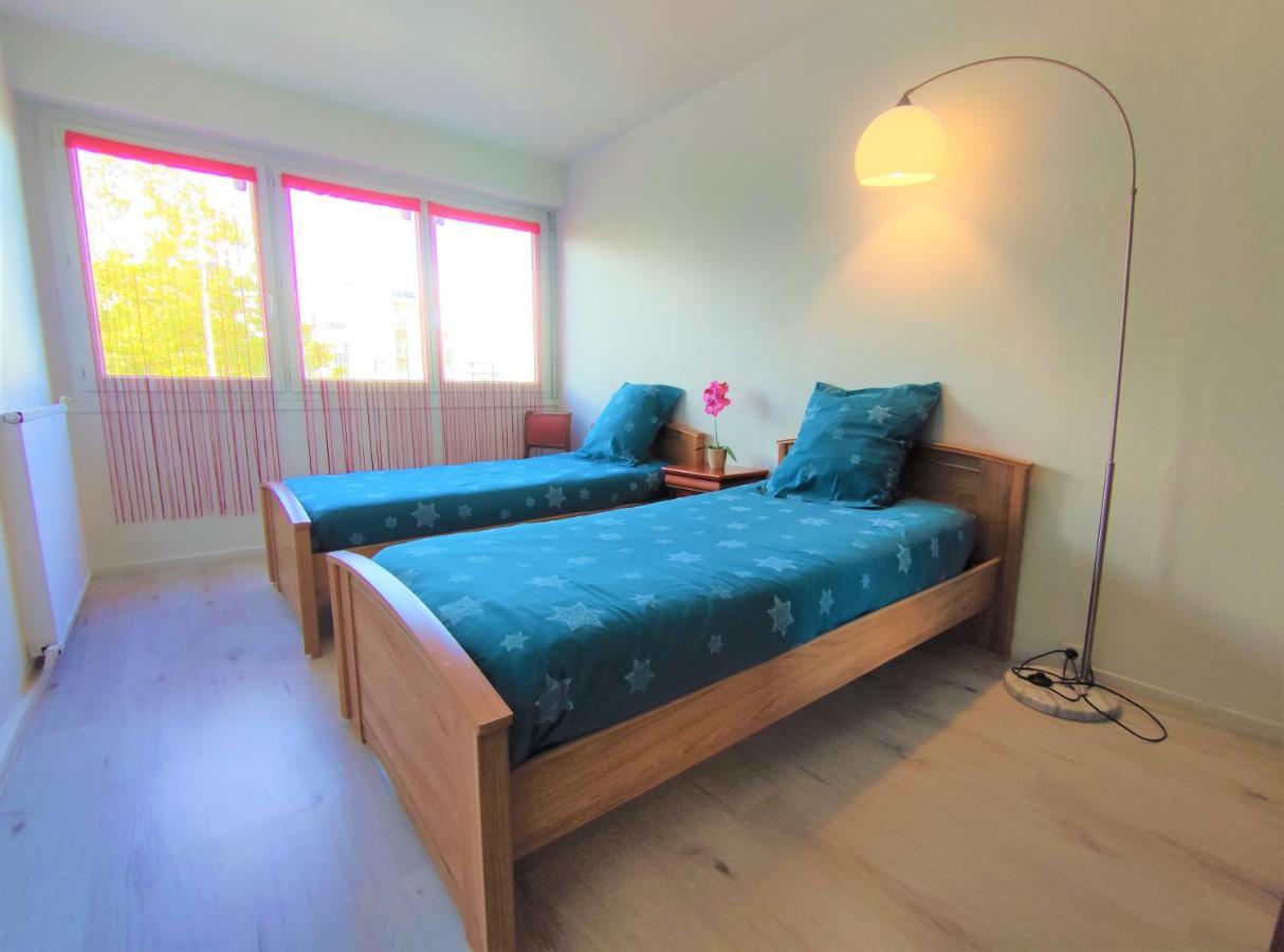 6 Appartements Et 4 Adresses A Mi-Chemin Entre Le Vieux Port Et L Ile De Re 拉罗歇尔 外观 照片
